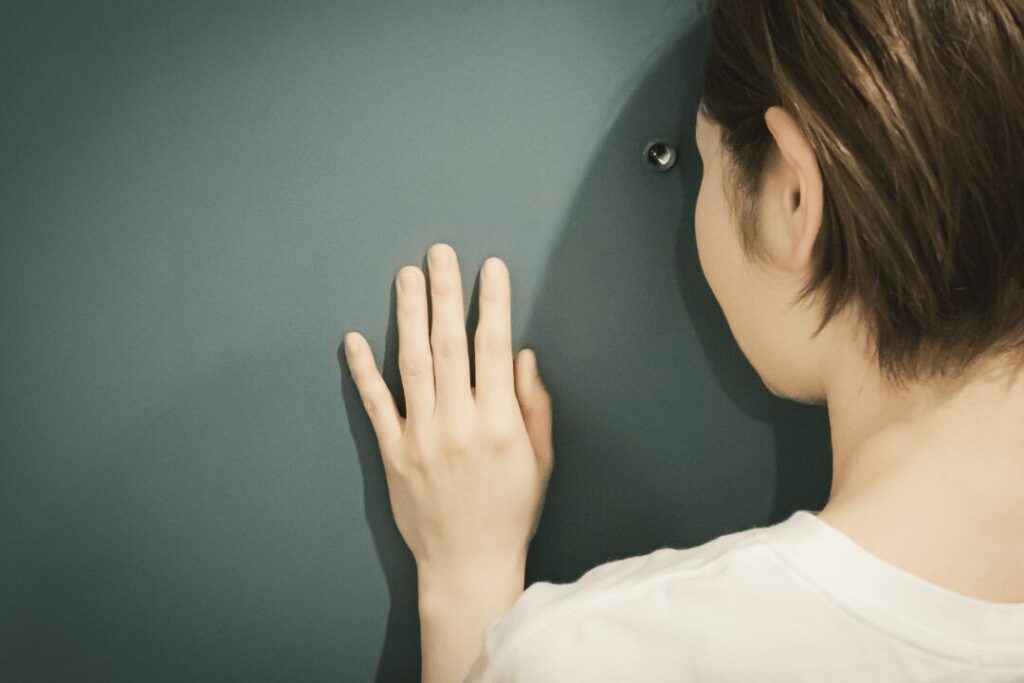 大阪 探偵