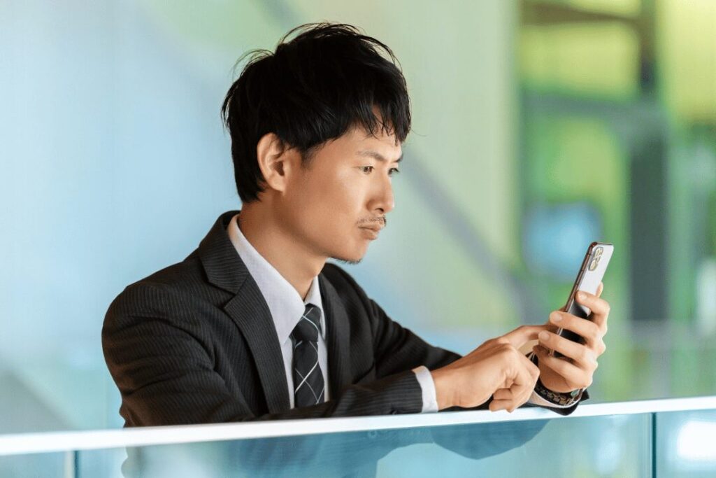 タップル　with　ペアーズ　マッチングアプリ　既婚者　ロマンス詐欺