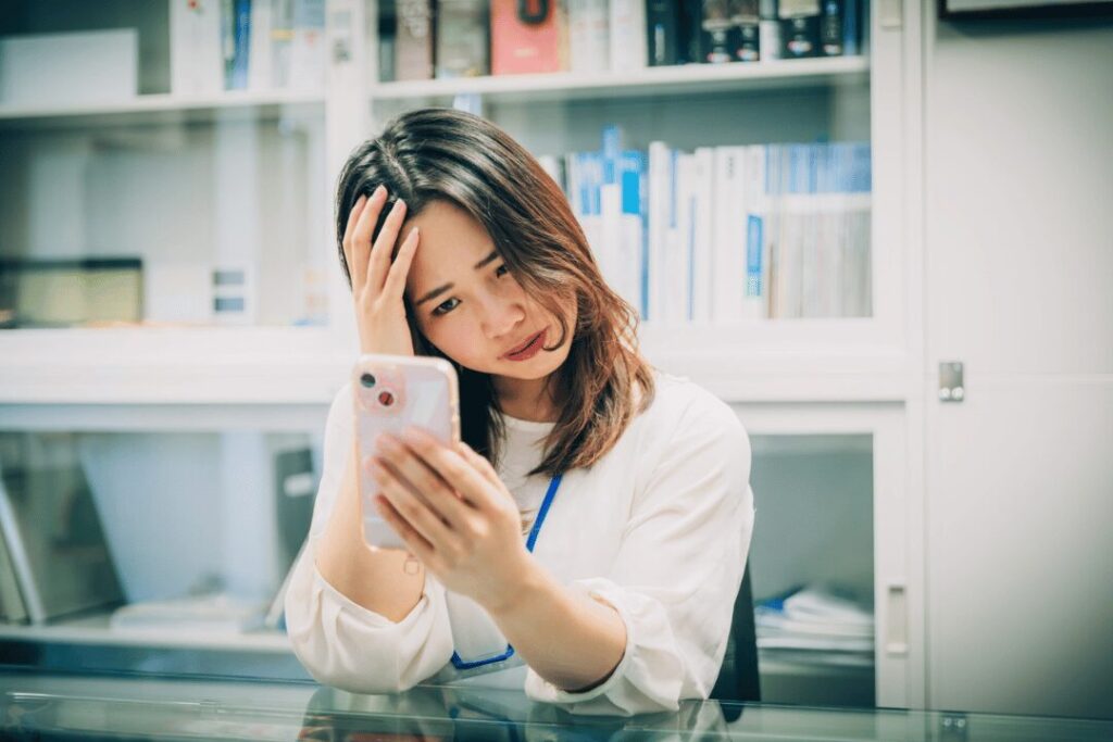 タップル　with　ペアーズ　マッチングアプリ　既婚者　ロマンス詐欺